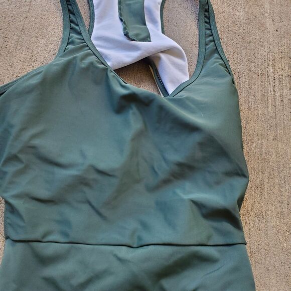 MOLYBELL One Piece Swimsuits for Women High Waisted Bathing Suit Monokini Floral - Picture 5 of 10